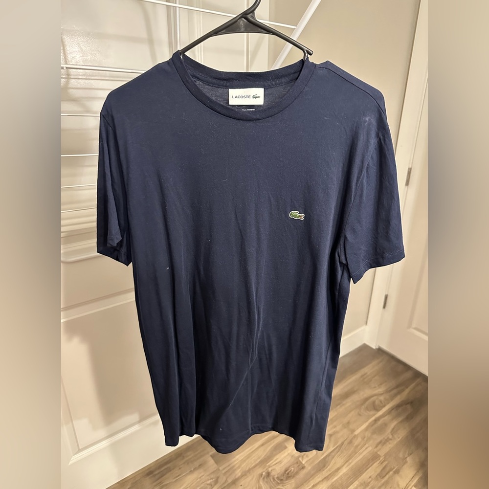 LIKE NEW Lacoste t-shirt medium